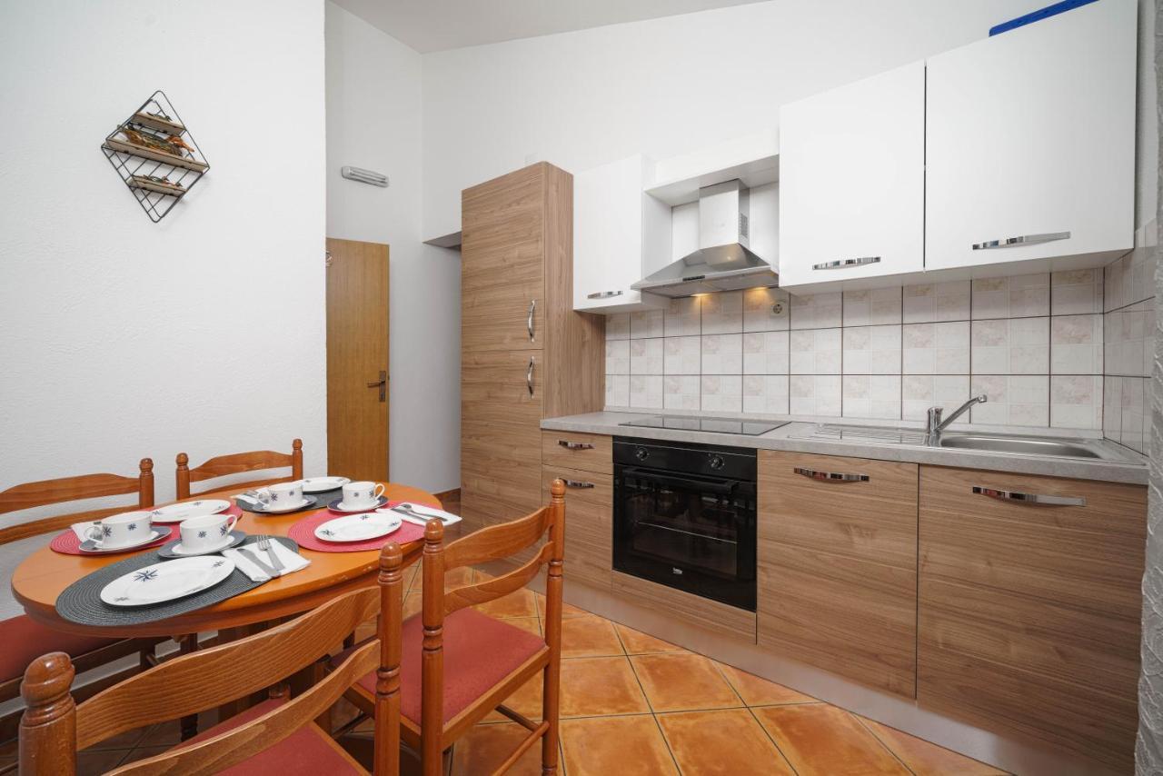 Apartments Markunovic Водице Екстериор снимка